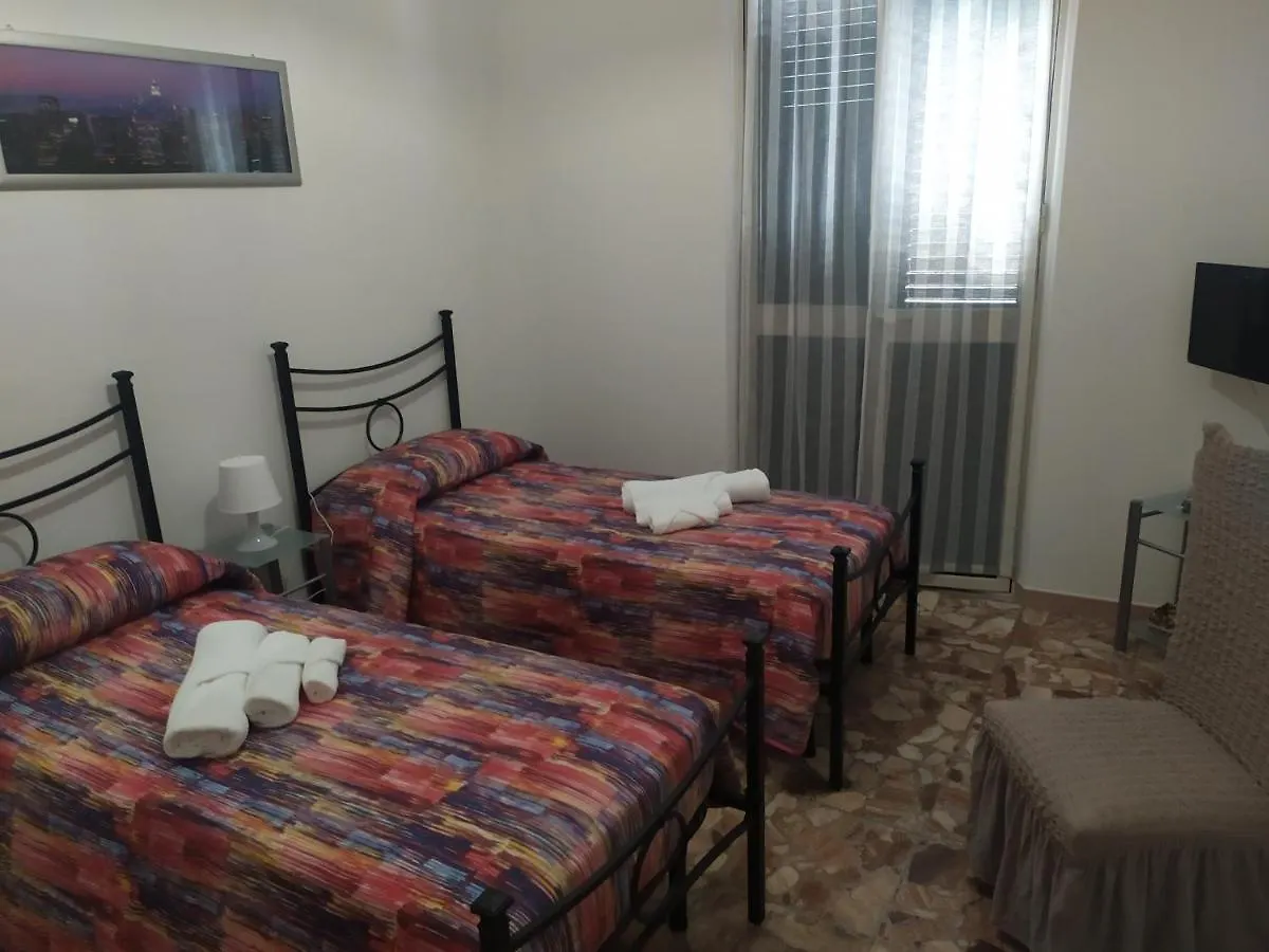 La Casa Di Ornella Villa Avola 0*,